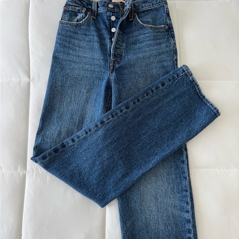 Levi's Ribcage Straight - Picture 3 of 5